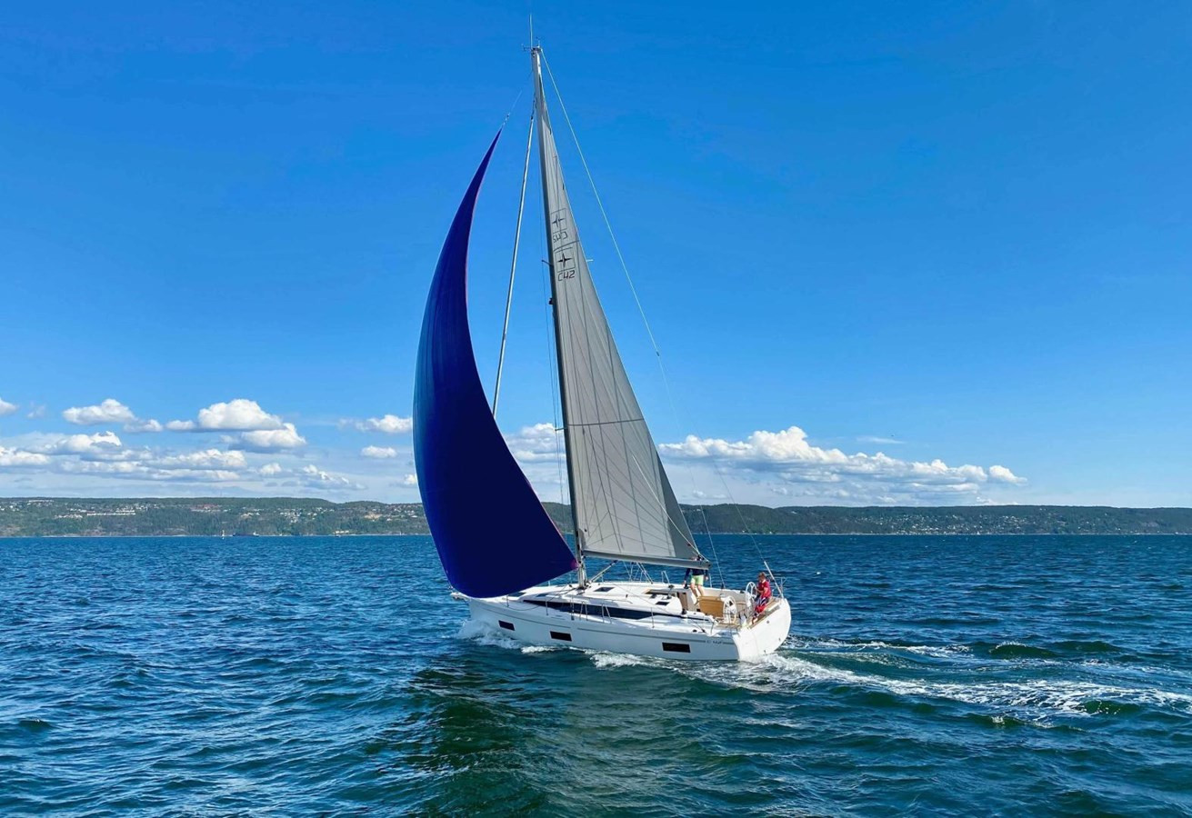 2023 BAVARIA C42 - STOCK BOAT