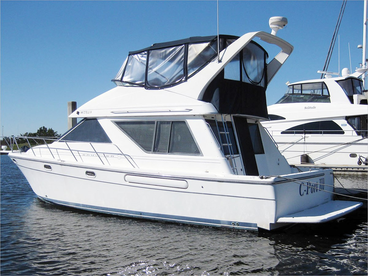 39' BAYLINER 2001 3988 COMMAND BRIDGE