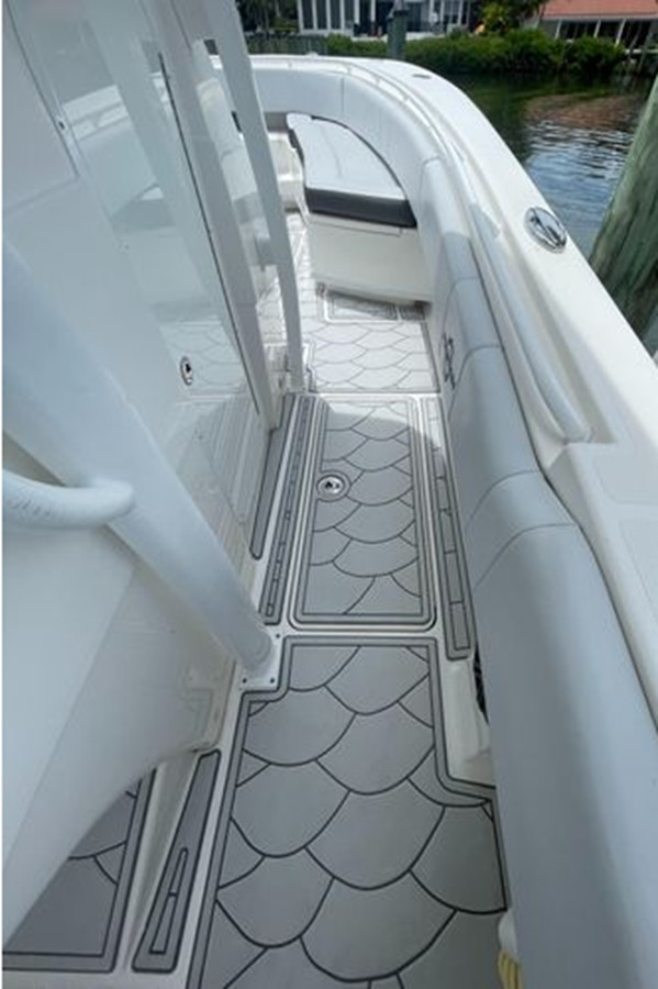 https://arconyachts.ams3.digitaloceanspaces.com/208980/conversions/large_3940255-optimize.jpg