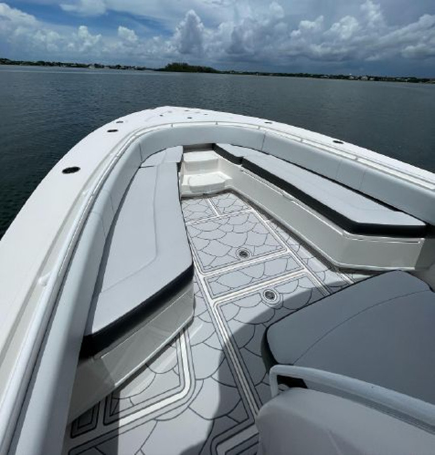 https://arconyachts.ams3.digitaloceanspaces.com/208987/conversions/large_3940261-optimize.jpg
