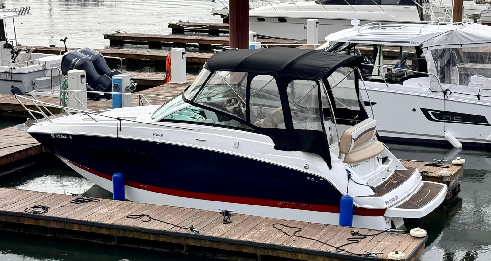 2020 FOUR WINNS VISTA 255