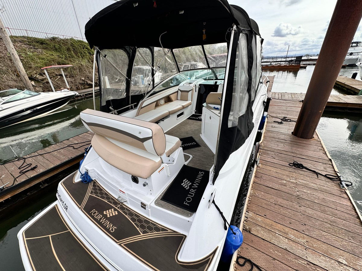 2020 FOUR WINNS VISTA 255