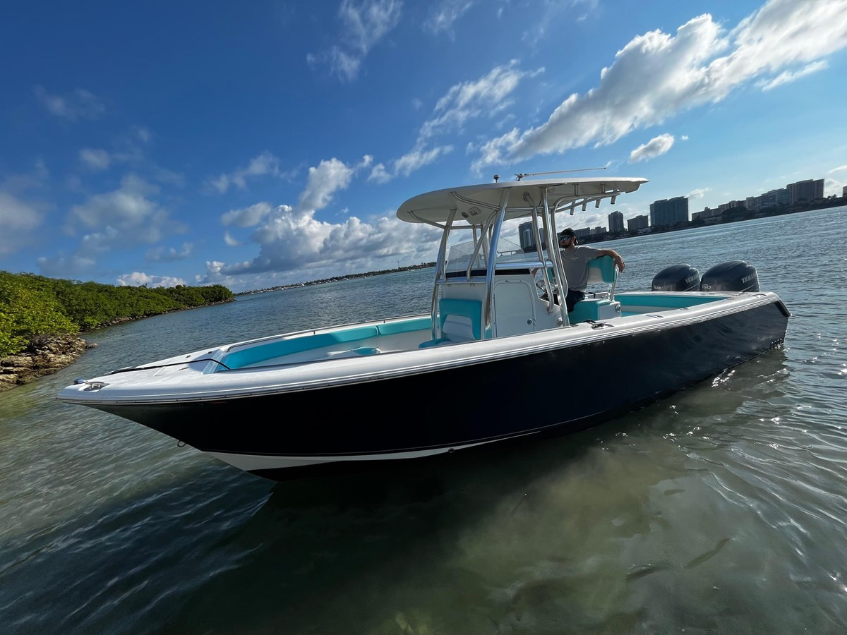 2011 SEA HUNT GAMEFISH 25