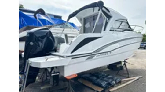 2023 BENETEAU ANTRARES 7 OB V2