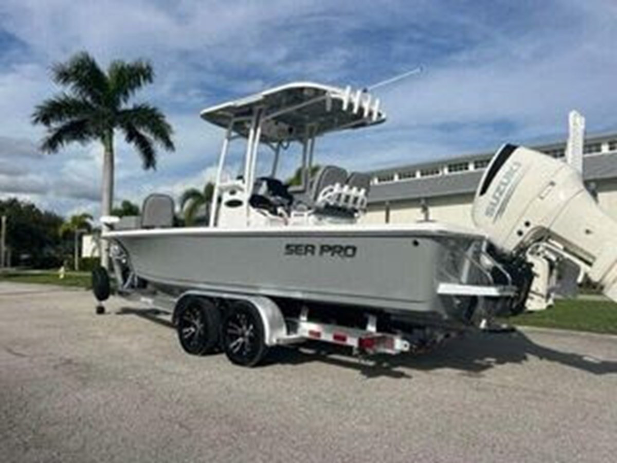 2021 SEA PRO 248 BAY