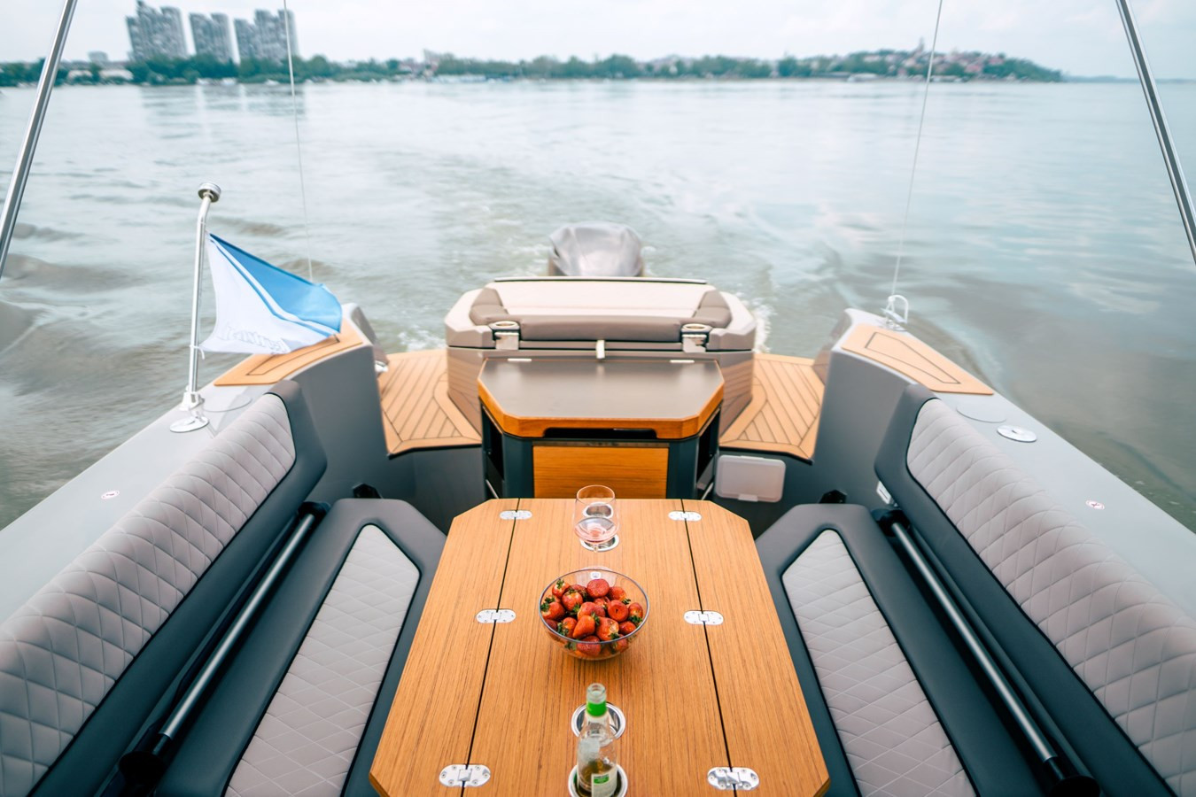 ALFASTREET 25 CABIN WITH YAMAHA