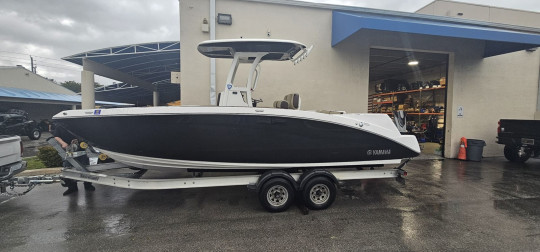 2022 YAMAHA BOATS 255 FSH SPORT E