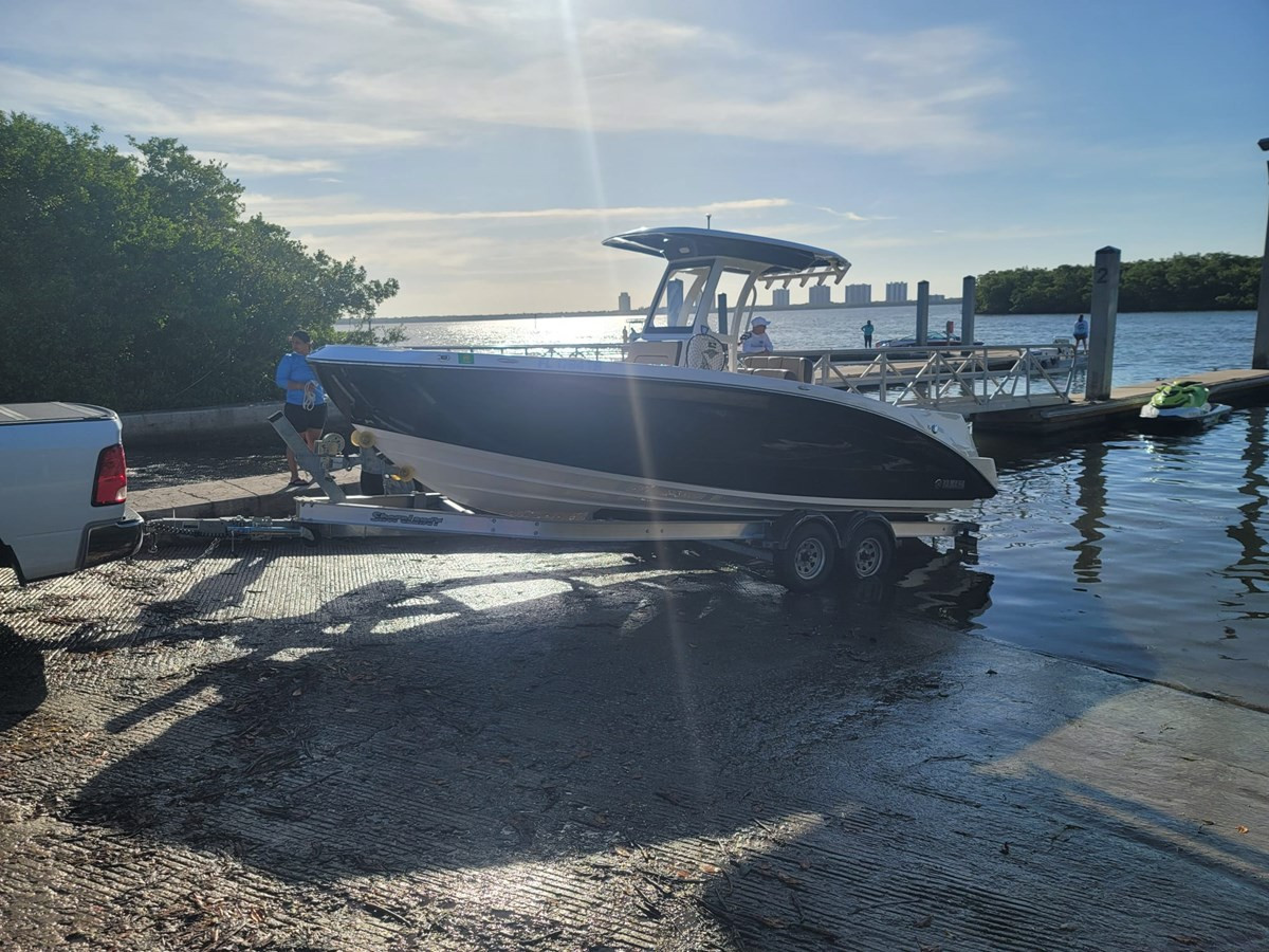 2022 YAMAHA BOATS 255 FSH SPORT E