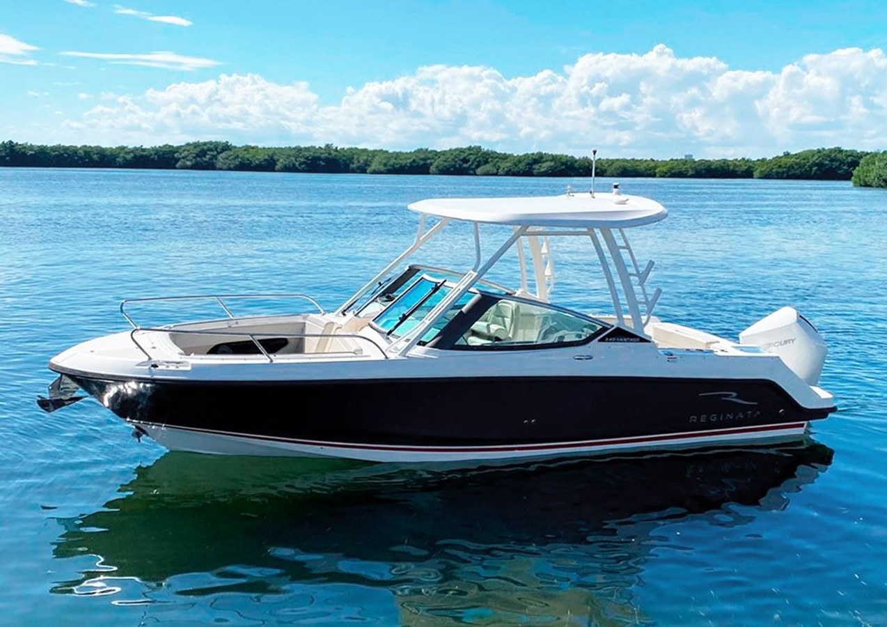 CASA - 2022 BOSTON WHALER 240 VANTAGE @ CANCUN