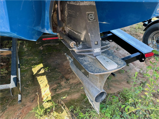 2017 CHAPARRAL SUNESTA SURF