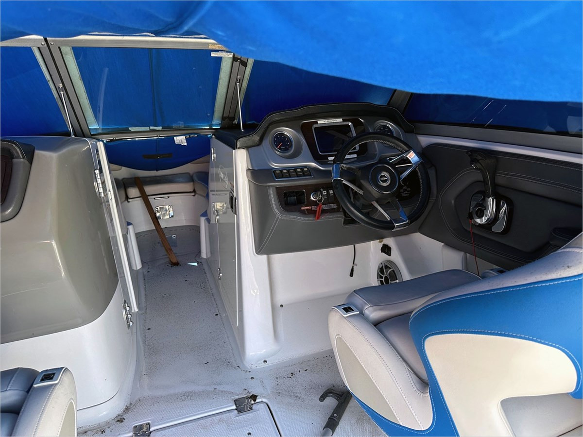 2017 CHAPARRAL SUNESTA SURF