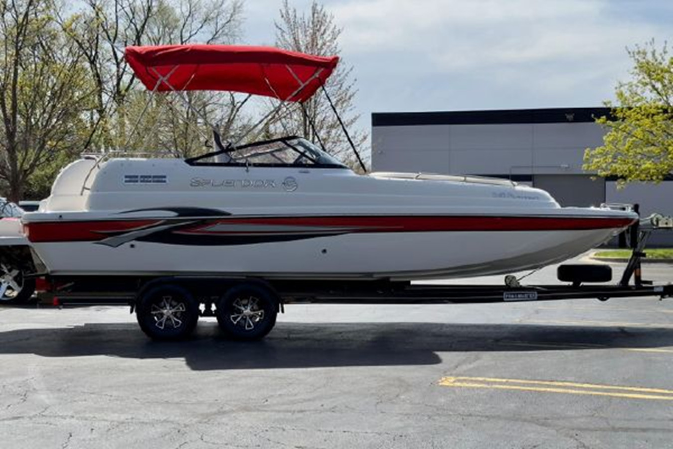 2022 SPLENDOR 240 PLATINUM