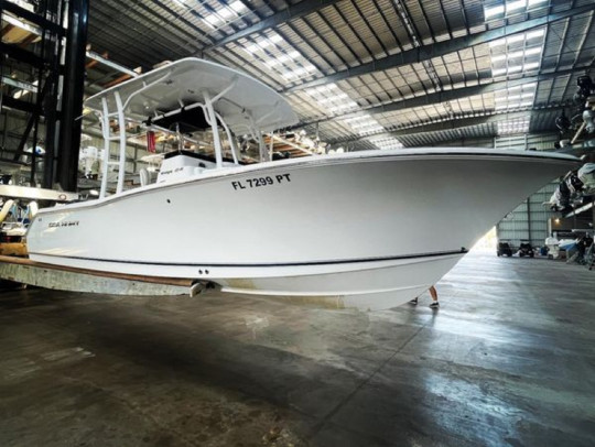 2014 SEA HUNT EDGE 24