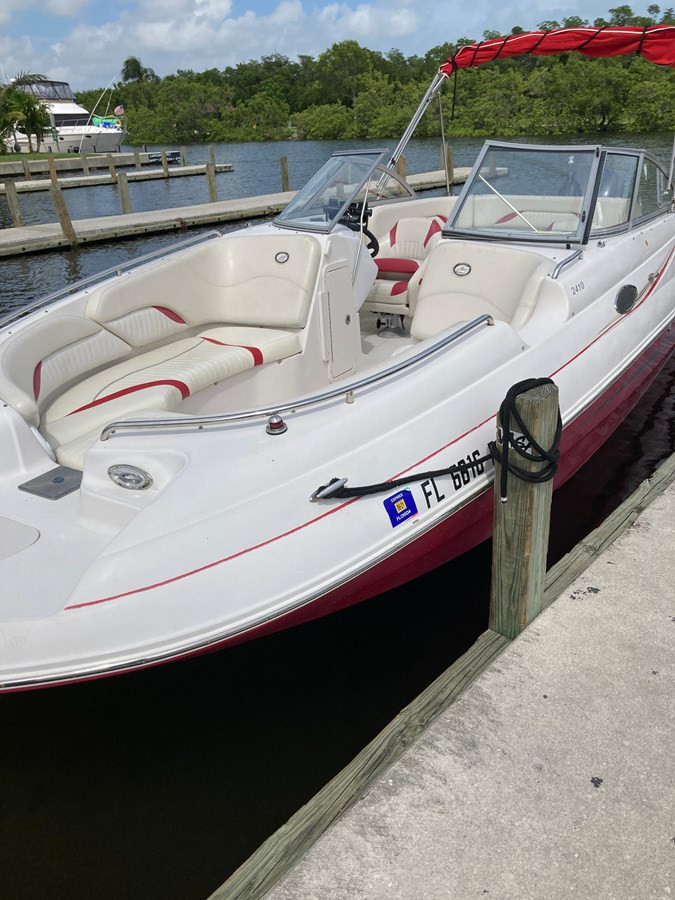 2010 STARCRAFT SUN DECK