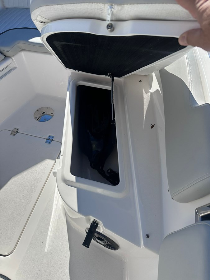 https://arconyachts.ams3.digitaloceanspaces.com/212417/conversions/large_4518591-optimize.jpg