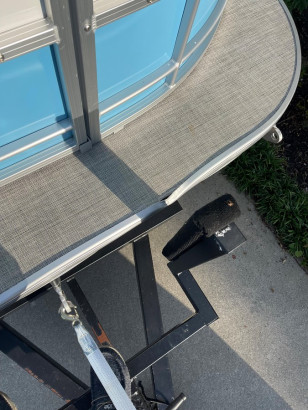 24' SOUTH BAY 224 RS