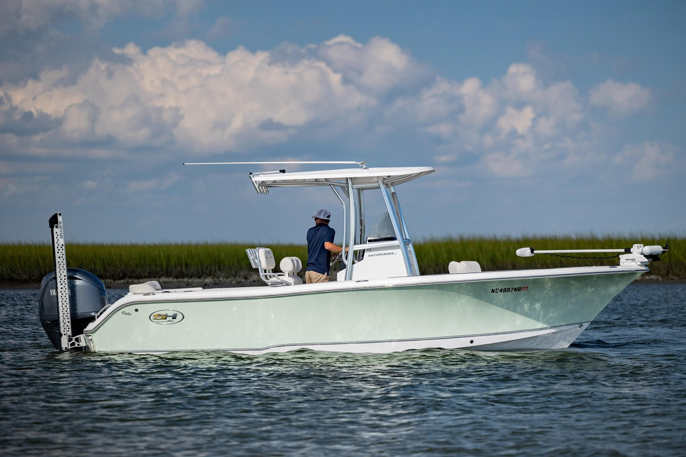 2023 SEA HUNT ULTRA 234