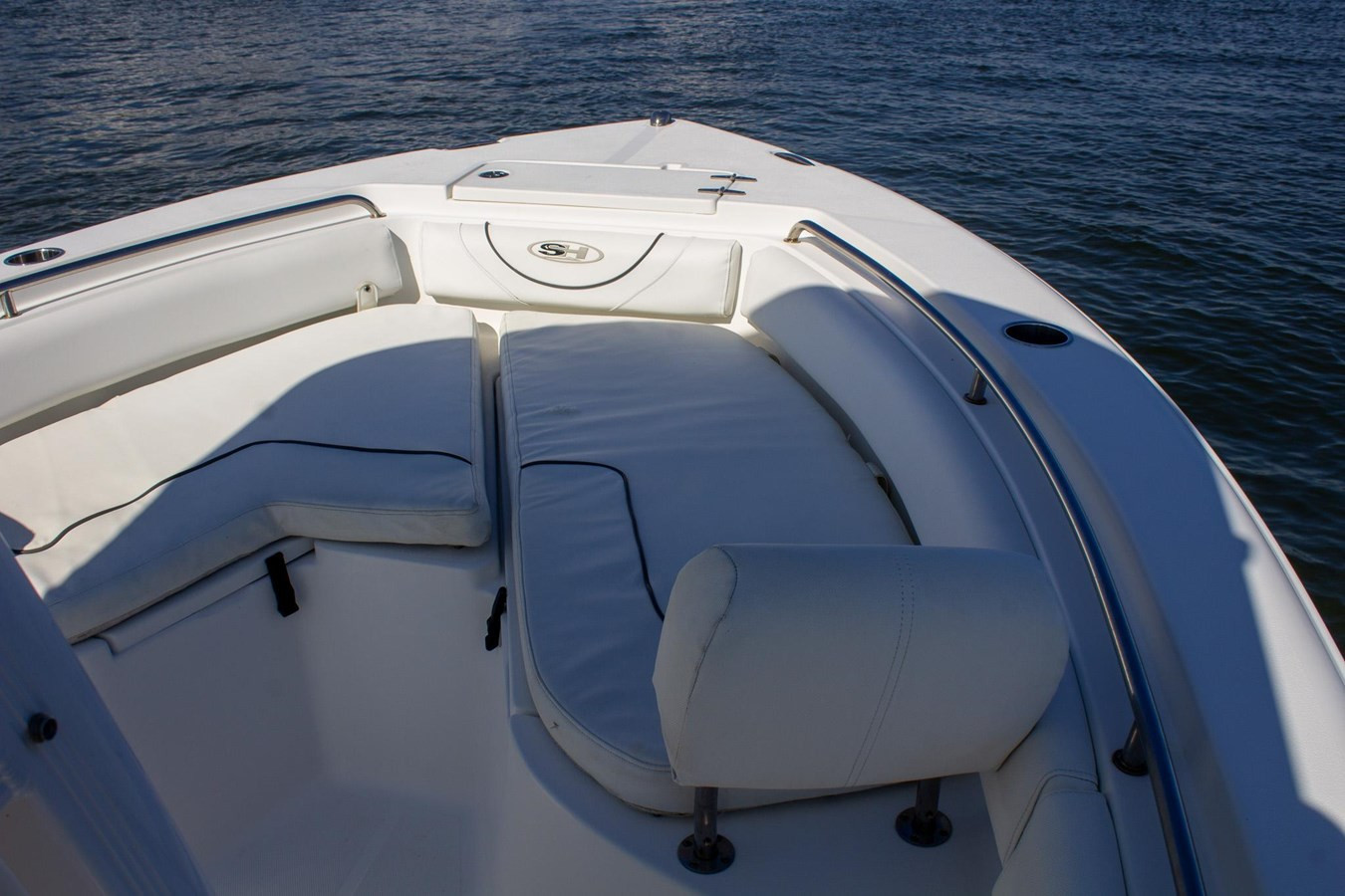 2016 SEA HUNT 234 ULTRA