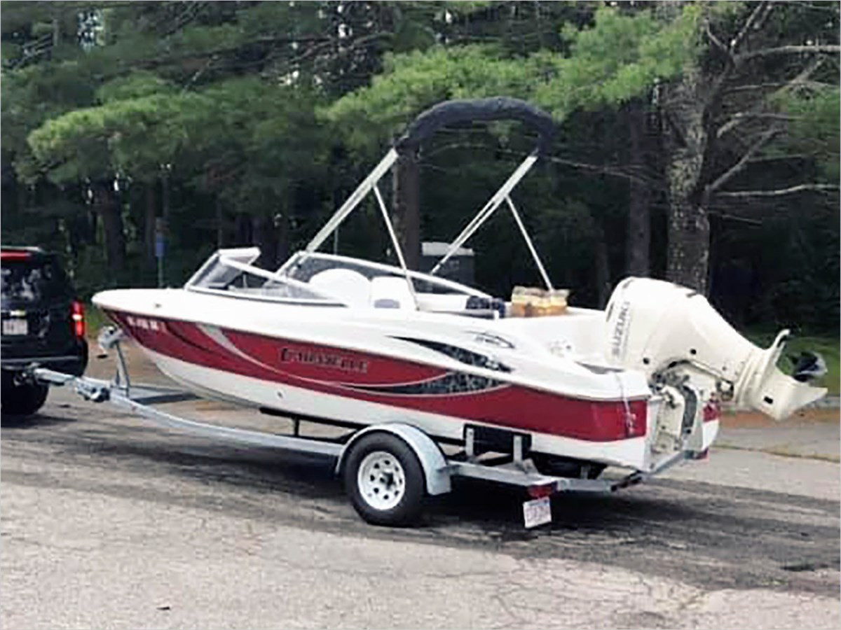 2019 CHAPARRAL 23 H2O SURF