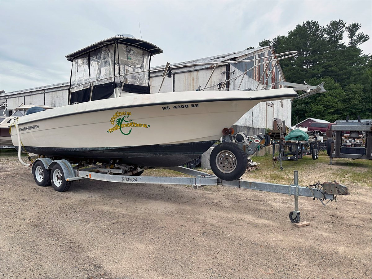 23' HYDRA-SPORTS 2000 SEAHORSE