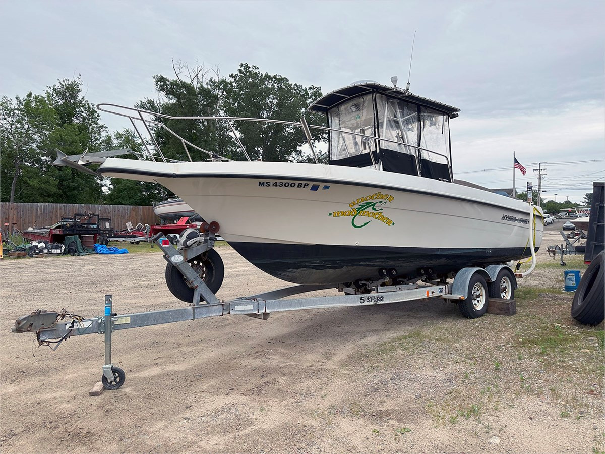 23' HYDRA-SPORTS 2000 SEAHORSE