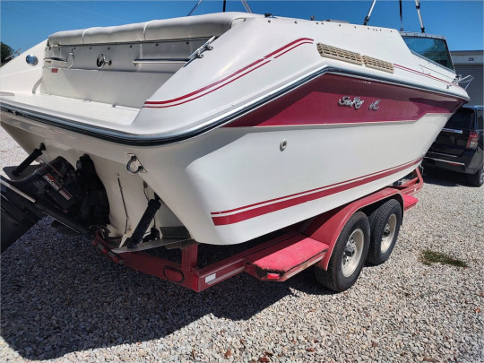 1989 SEA RAY 220 OVERNIGHTER