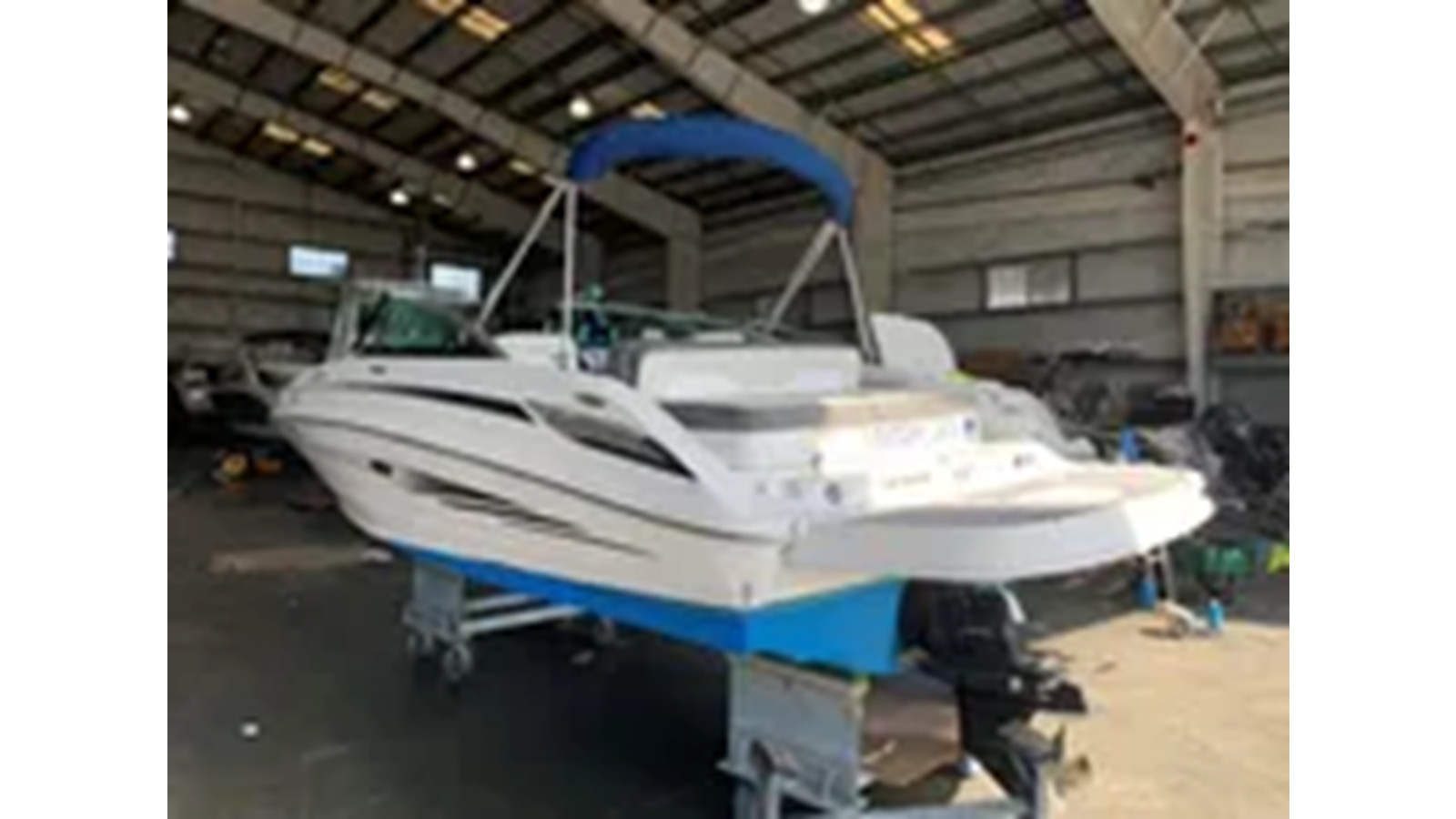 2013 SEA RAY 220 SUNDECK
