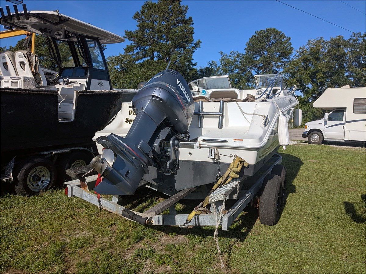 21' WELLCRAFT 2004 V 21