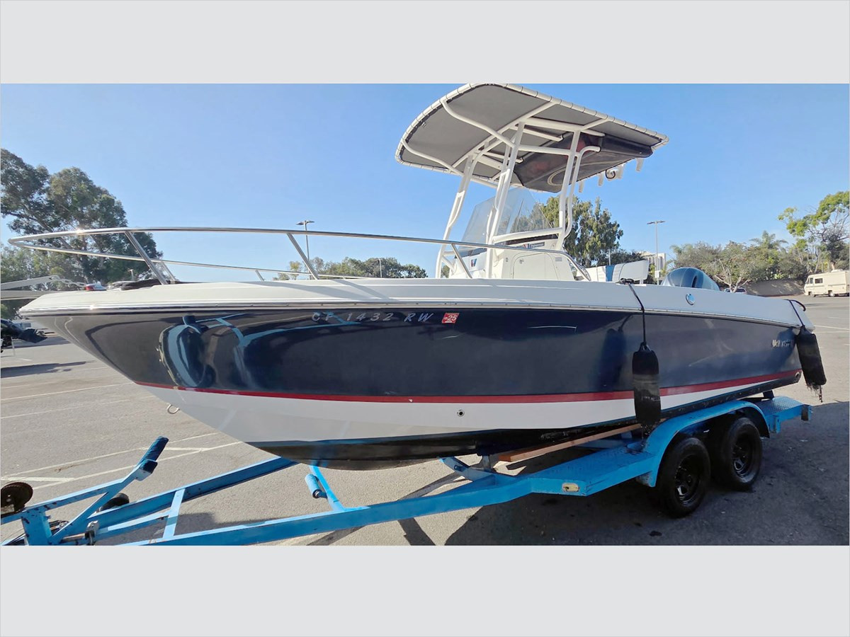 21' WELLCRAFT 2015 210 SPORTSMAN