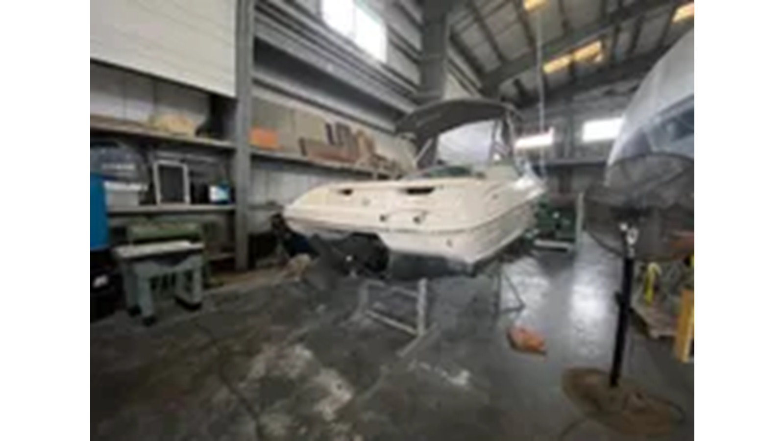 2005 SEA RAY 200 SPORT