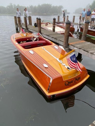 1946 CHRIS-CRAFT CUSTOM RUNABOUT