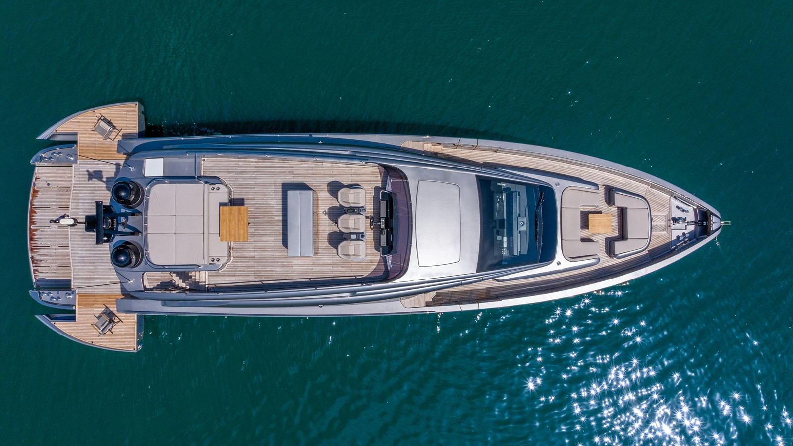 https://arconyachts.ams3.digitaloceanspaces.com/217127/conversions/large_4809746-optimize.jpg