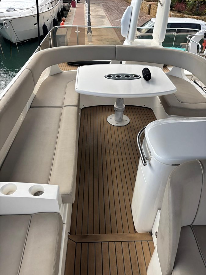 https://arconyachts.ams3.digitaloceanspaces.com/217626/conversions/large_4876348-optimize.jpg