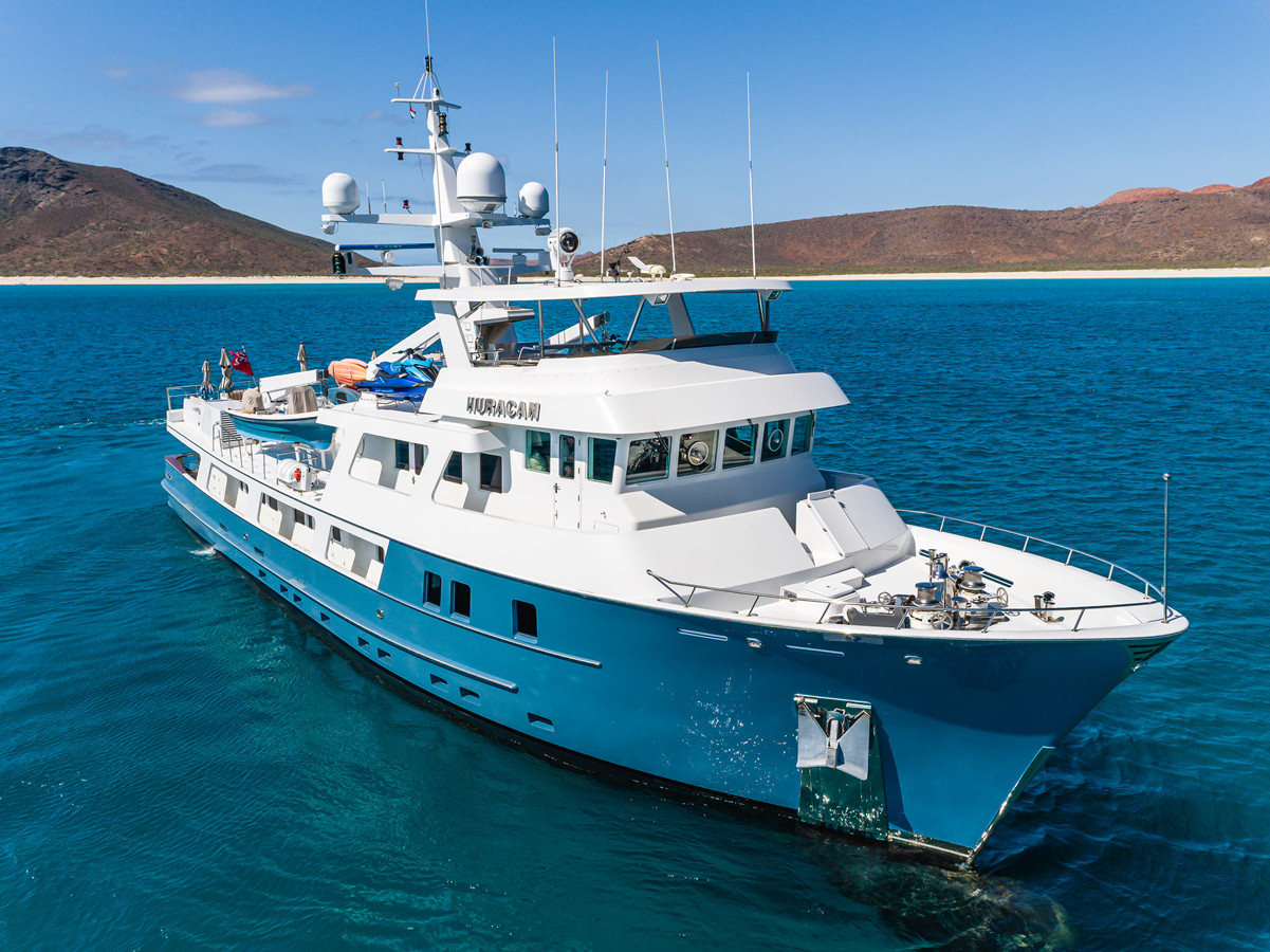 https://arconyachts.ams3.digitaloceanspaces.com/218921/conversions/large_4879614-optimize.jpg