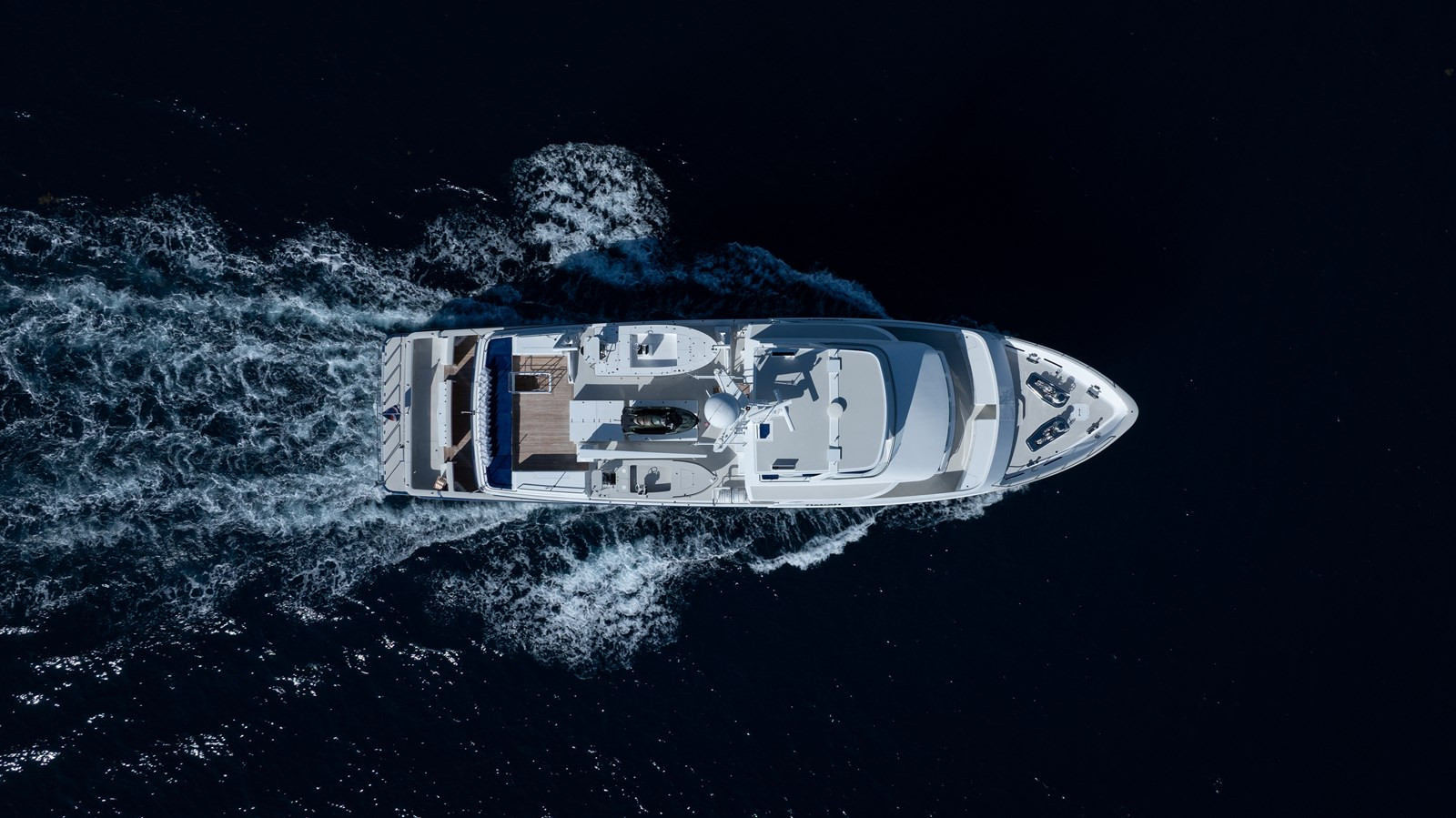 https://arconyachts.ams3.digitaloceanspaces.com/219040/conversions/large_4879437-optimize.jpg
