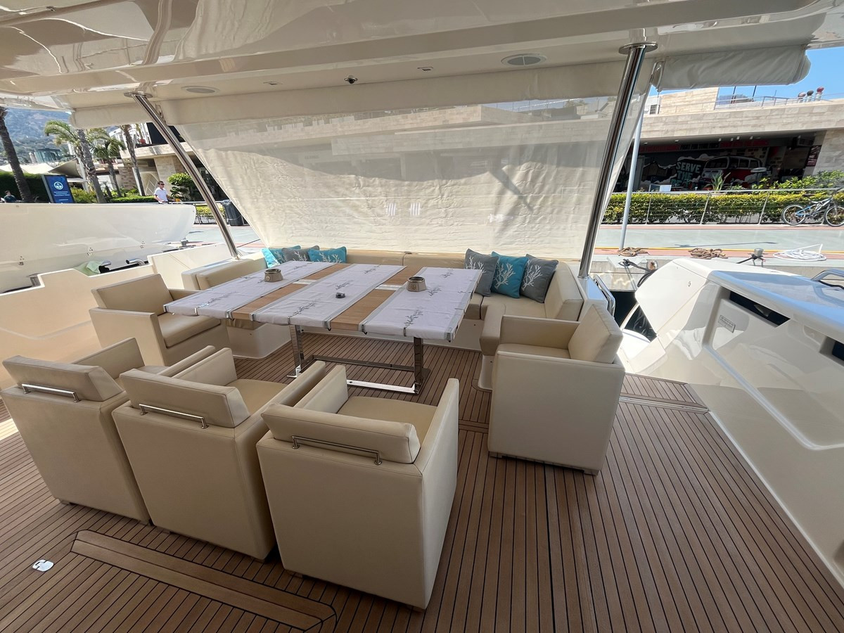https://arconyachts.ams3.digitaloceanspaces.com/219191/conversions/large_4875952-optimize.jpg