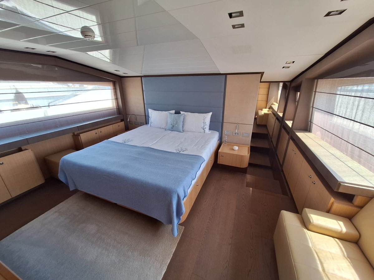 https://arconyachts.ams3.digitaloceanspaces.com/219202/conversions/large_4875961-optimize.jpg