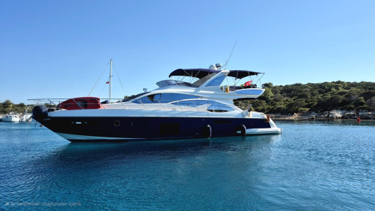 AZIMUT 60 FLY