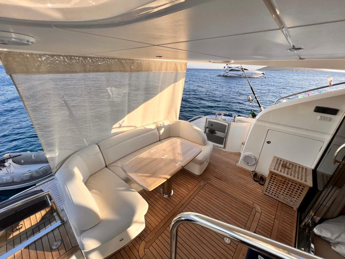 https://arconyachts.ams3.digitaloceanspaces.com/220111/conversions/large_4878293-optimize.jpg