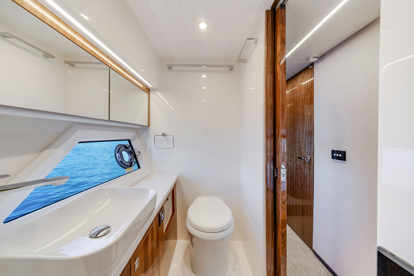 https://arconyachts.ams3.digitaloceanspaces.com/220186/conversions/large_4875547-optimize.jpg