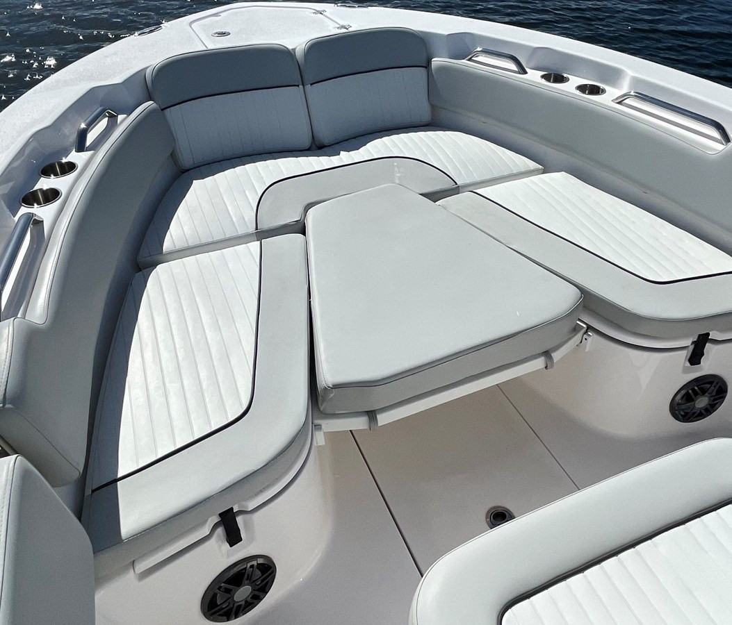 https://arconyachts.ams3.digitaloceanspaces.com/220499/conversions/large_4880493-optimize.jpg