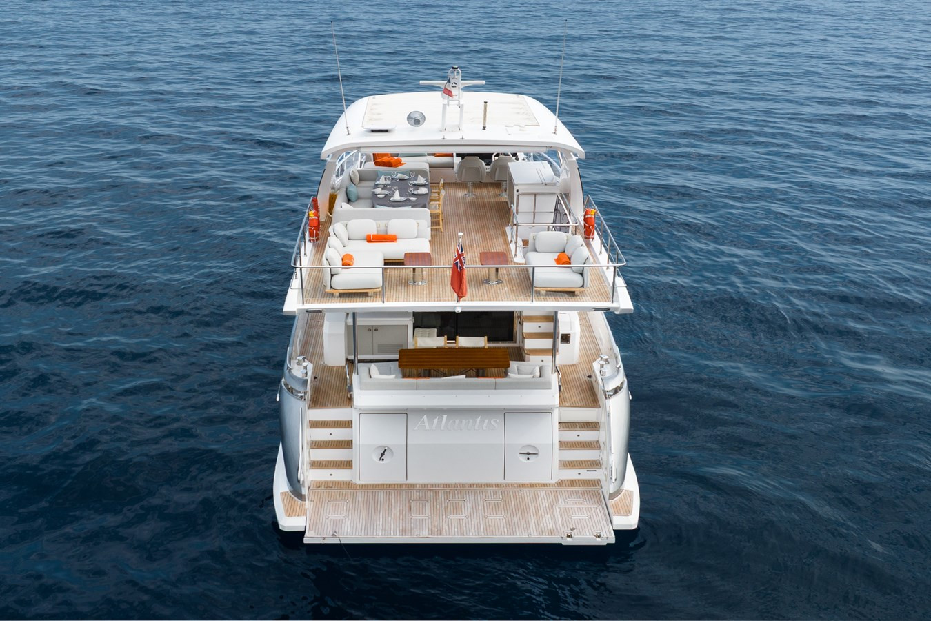 https://arconyachts.ams3.digitaloceanspaces.com/220642/conversions/large_4880813-optimize.jpg