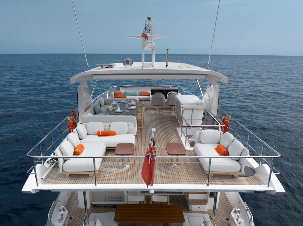 https://arconyachts.ams3.digitaloceanspaces.com/220644/conversions/large_4880815-optimize.jpg