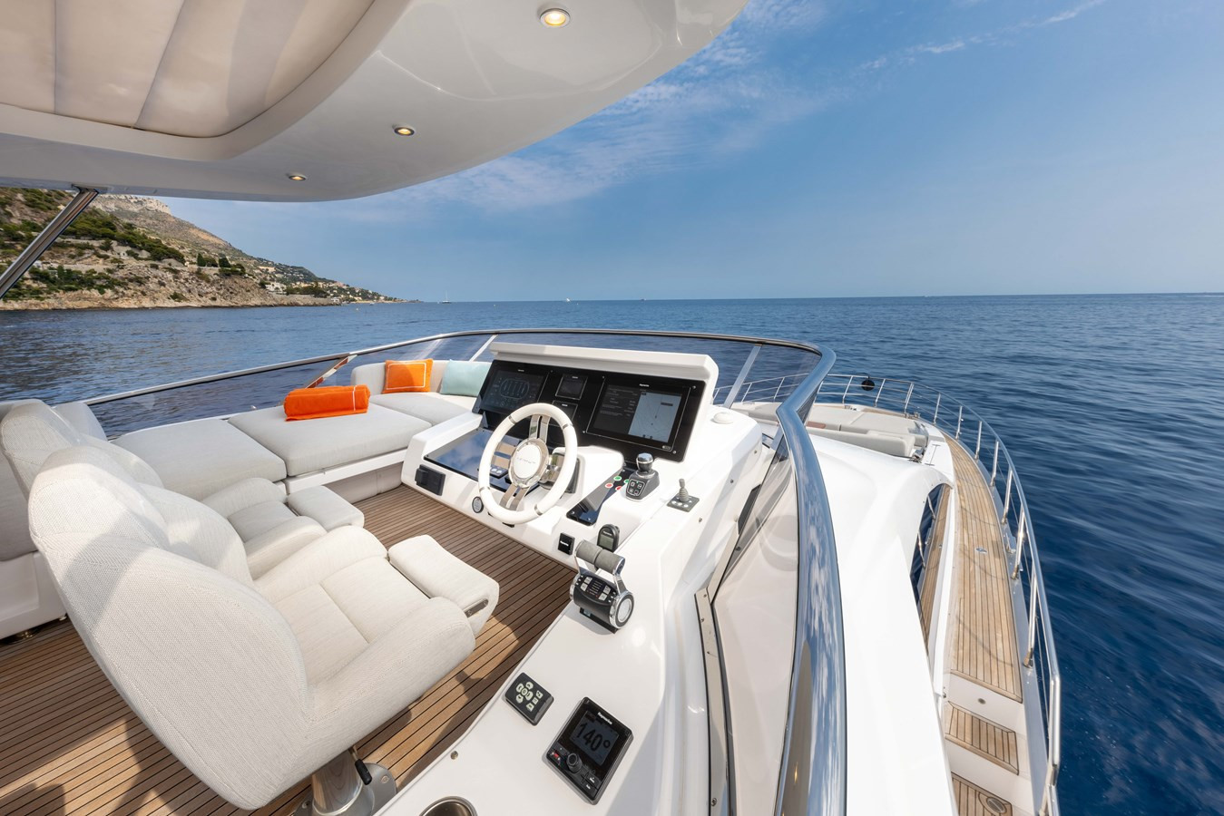 https://arconyachts.ams3.digitaloceanspaces.com/220655/conversions/large_4880826-optimize.jpg