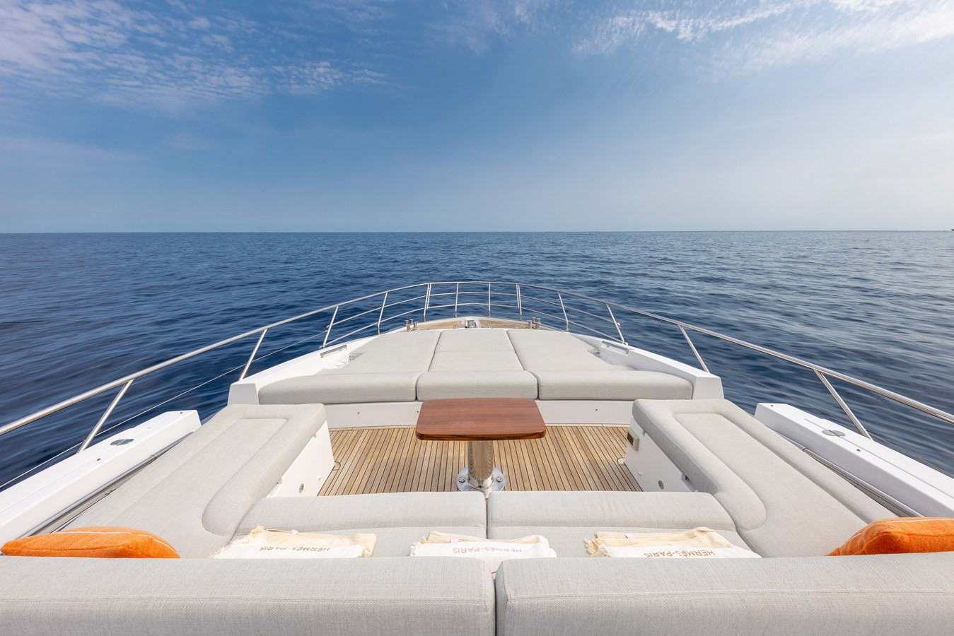 https://arconyachts.ams3.digitaloceanspaces.com/220659/conversions/large_4880830-optimize.jpg