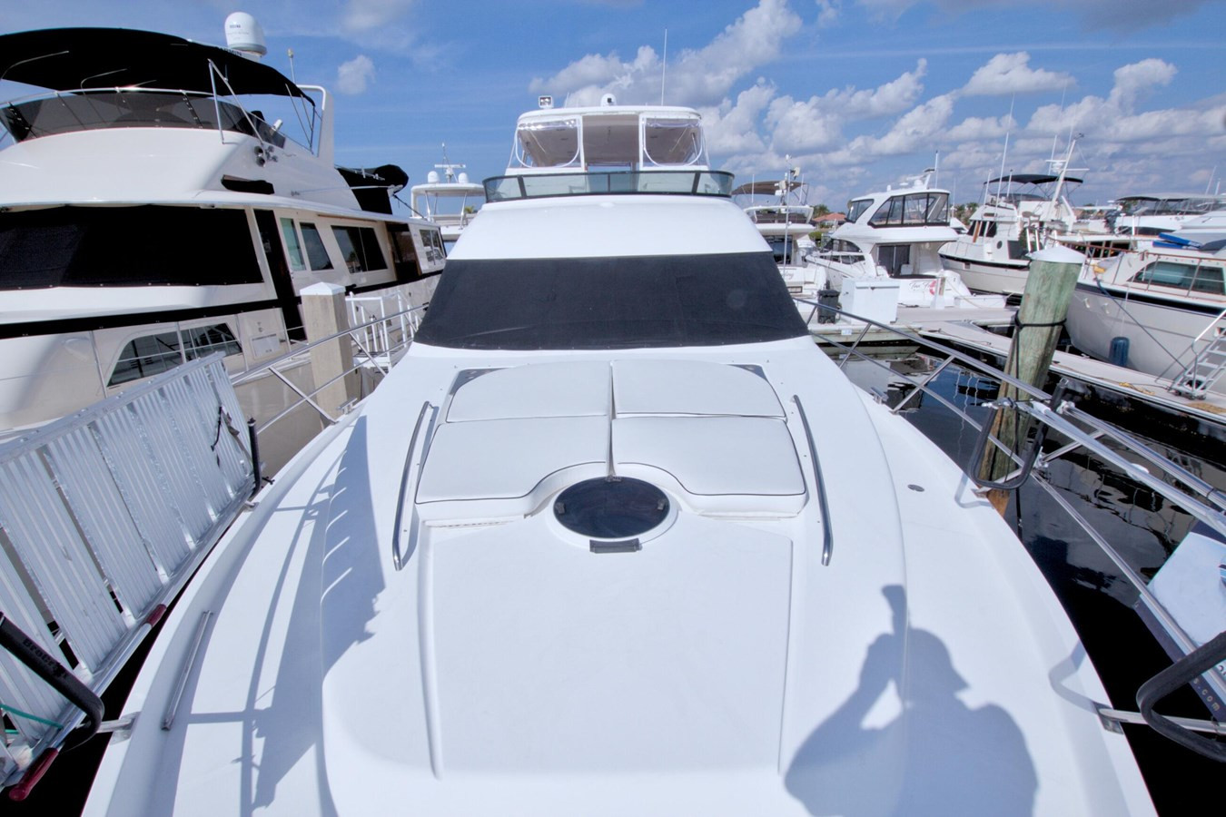 https://arconyachts.ams3.digitaloceanspaces.com/221273/conversions/large_4883928-optimize.jpg