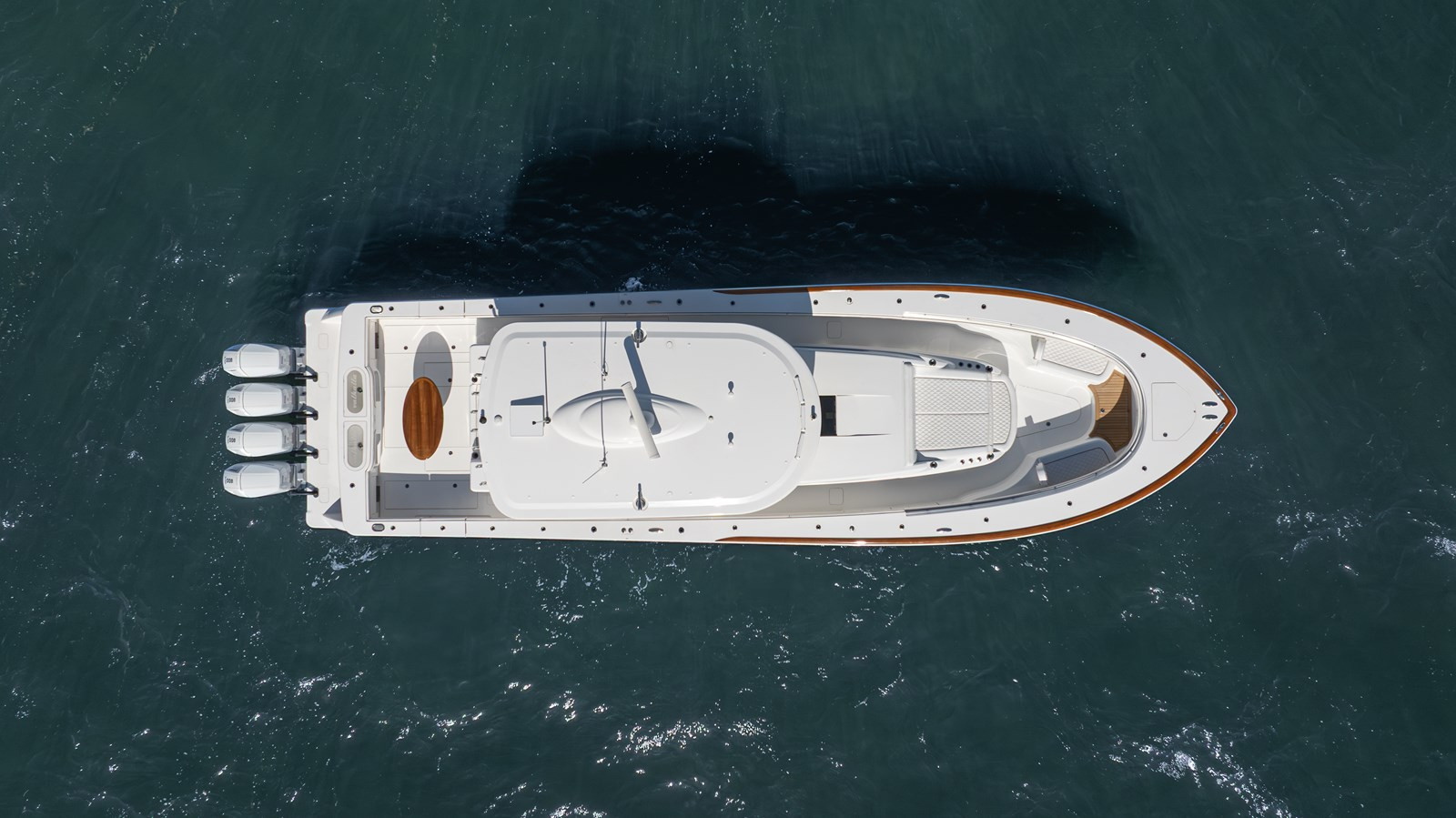 https://arconyachts.ams3.digitaloceanspaces.com/221443/conversions/large_4882935-optimize.jpg