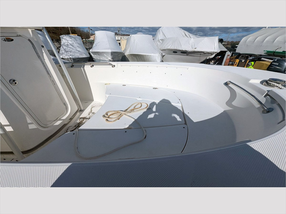 https://arconyachts.ams3.digitaloceanspaces.com/222148/conversions/large_4884165-optimize.jpg