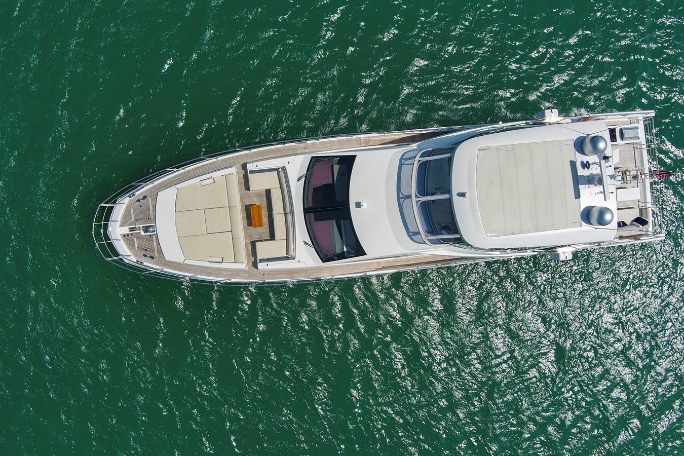https://arconyachts.ams3.digitaloceanspaces.com/222288/conversions/large_4883822-optimize.jpg