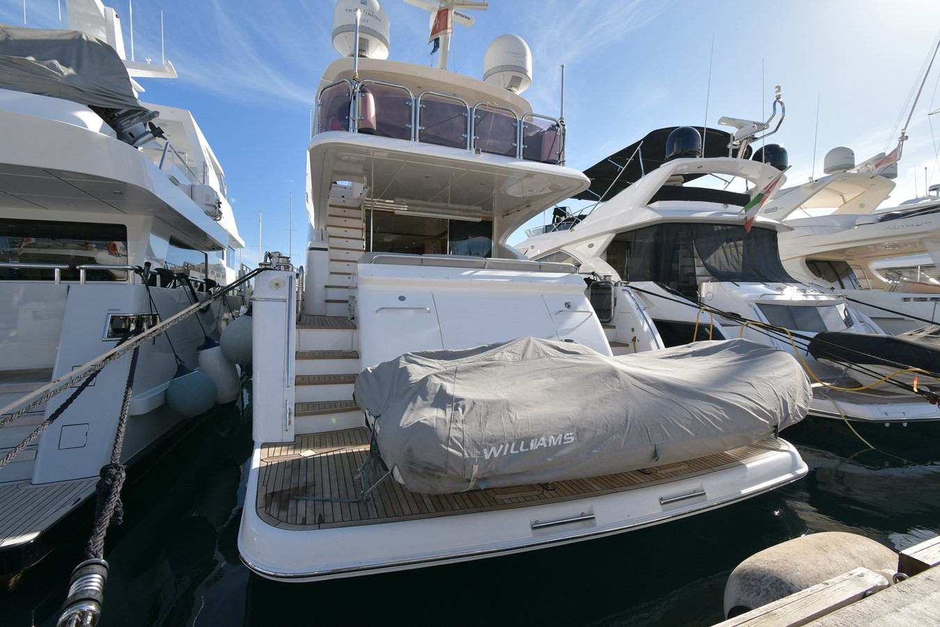 https://arconyachts.ams3.digitaloceanspaces.com/222392/conversions/large_4886081-optimize.jpg